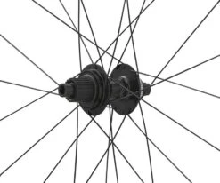 Shimano WH-MT601-TL Micro Spline Roue Arrière 27,5" -Vélo Pièces Magasin Shimano WH MT601 TL Micro Spline 275 Hinterrad EWHMT601LRED7B c